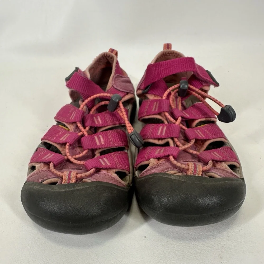 Keen Newport H2 Girls Size 3 Very Berry Fusion Coral Sandals Waterproof Big Kids